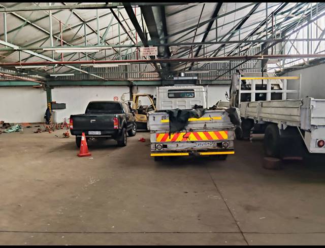 2,665M² BUILDING FOR SALE IN SELBY